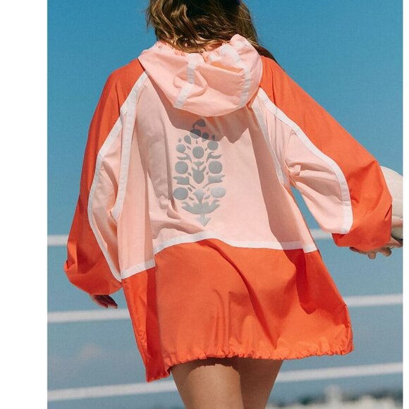 #32 NWT Free People Care FP Like The Wind Logo Jacket in Pastel Peach Combo - Picture 1 of 9